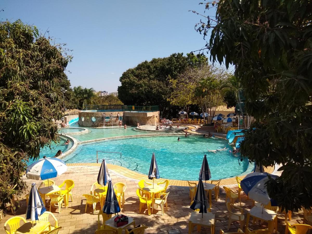 Aparthotel Piazza Com Acesso Ao Clube Diroma Caldas Novas Exteriér fotografie